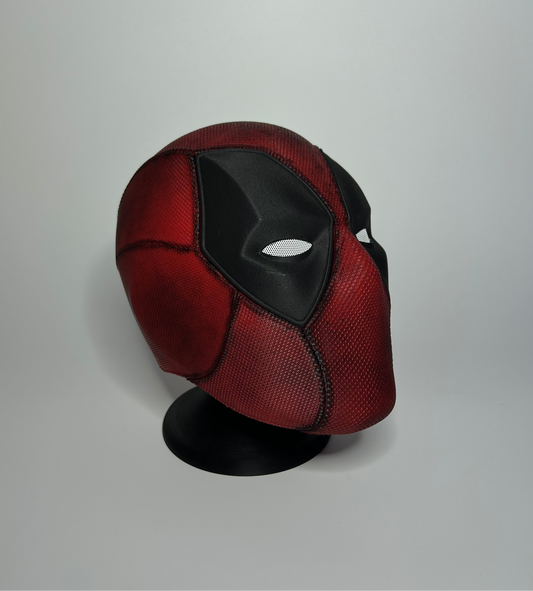 Deadpool šalmas